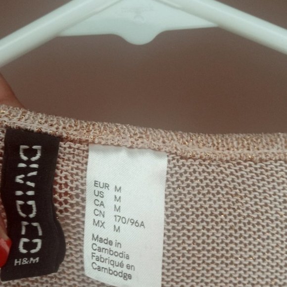 H&M Divided GOLD Crochet Knit - Picture 4 of 5
